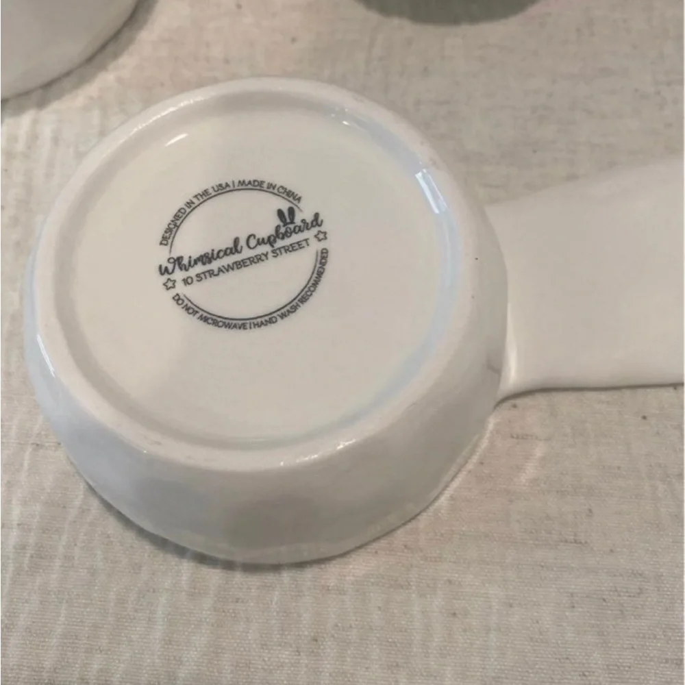 Whimsical Cupboard Bunny Measurement cups